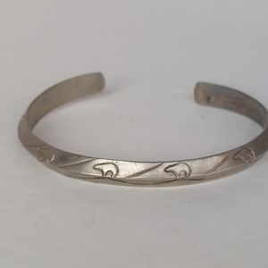 Vintage Southwest Native American Style Bear Engraved Sterling Bracelet Cuff